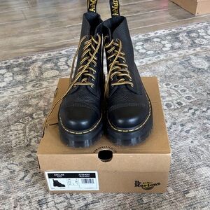 Dr. Martens Sinclair platform boot